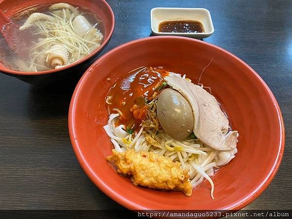 ｜食記-台北市信義區｜建宏雞肉飯(信義店)｜市府站下午無休的