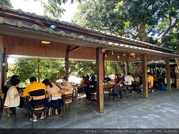 ｜食記-新北市五股區｜碧瑤山莊｜到百年古厝庭園餐廳吃土雞，順