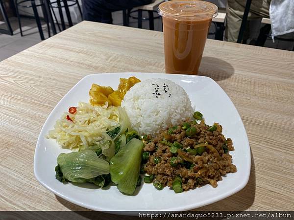 ｜食記-台北市信義區｜皇泰泰 泰國船麵｜新開幕！泰國人開的泰