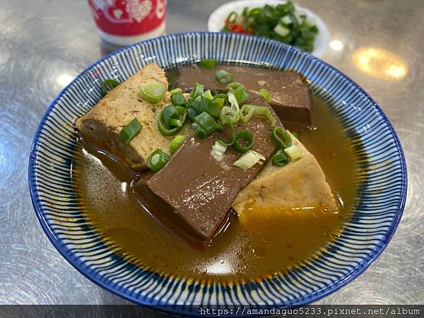 ｜食記-台北市信義區｜老王原汁牛肉麵｜不用自賣自誇，湯汁濃郁