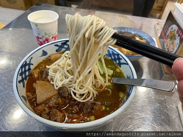 ｜食記-台北市信義區｜老王原汁牛肉麵｜不用自賣自誇，湯汁濃郁