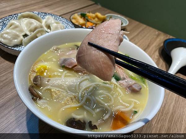 ｜食記-台北市信義區｜禾牧麵食料理(信義店)｜新開幕！麵食控