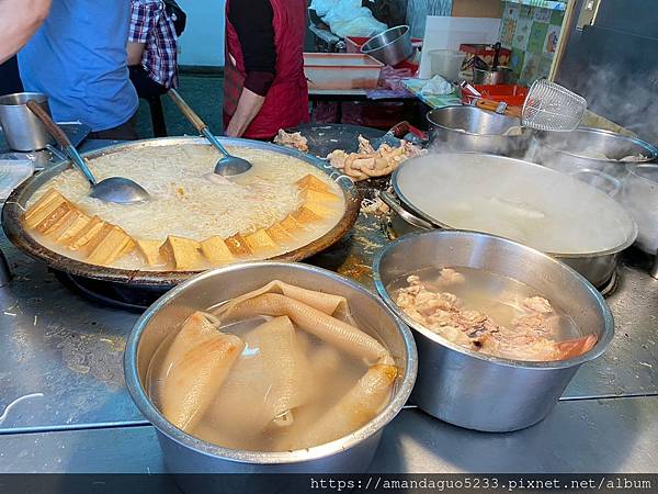 ｜食記-台北市信義區｜(永春市場)米粉湯｜永春市場人氣平價米