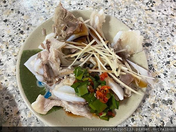 ｜食記-台北市信義區｜(永春市場)米粉湯｜永春市場人氣平價米