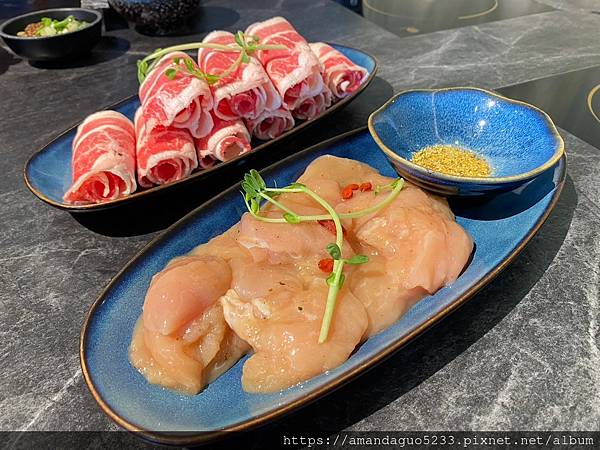 ｜食記-宜蘭縣頭城鎮｜七度鍋物｜在地人也推的火鍋店！空間挑高