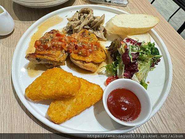 ｜食記-新北市蘆洲區｜小食聊聊早午餐/義大利麵｜蘆洲平價高品