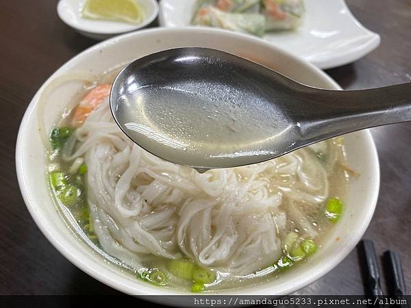 ｜食記-台北市大同區｜阿麗越南河粉｜料多清爽的平價越南河粉，