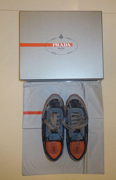 Prada 休閒鞋 1.jpg