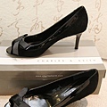 高跟鞋）Charles & Keith 黑色蝴蝶結高跟鞋 (no.37)$1980