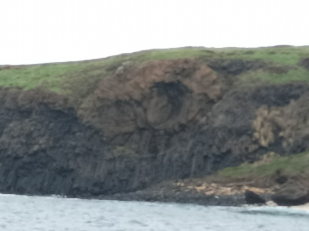 【探索南方四島】(一) 得意遊艇跳島出發至 東吉嶼(燈塔、八