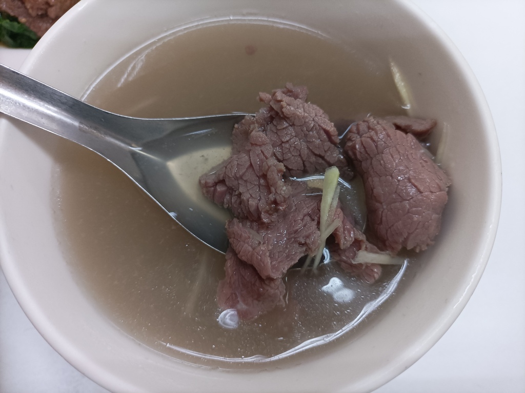 【牛肉湯店裡最好吃的肉燥飯】麻豆阿榮牛肉湯