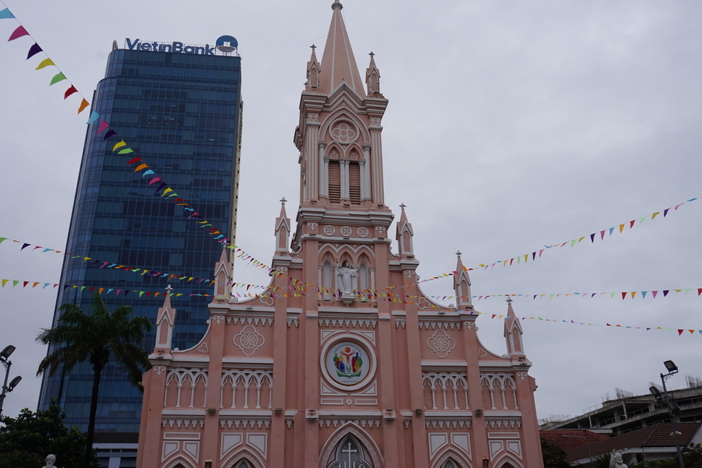【中越峴港五日遊】Day2 峴港城市 公雞教堂、APEC廣場