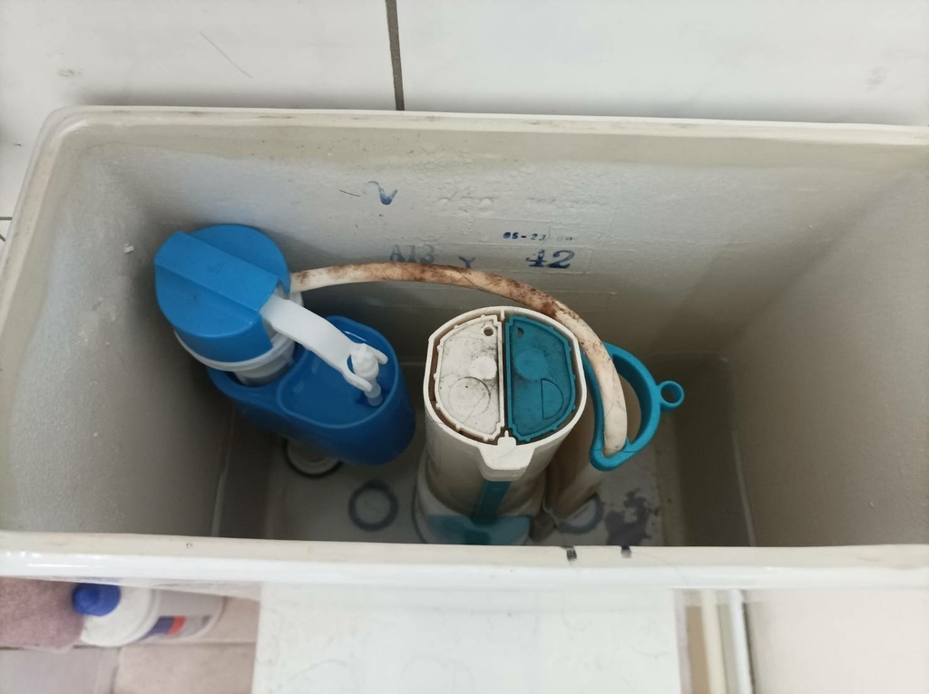 【懶人DIY、省錢比較大】馬桶進水器更換記錄