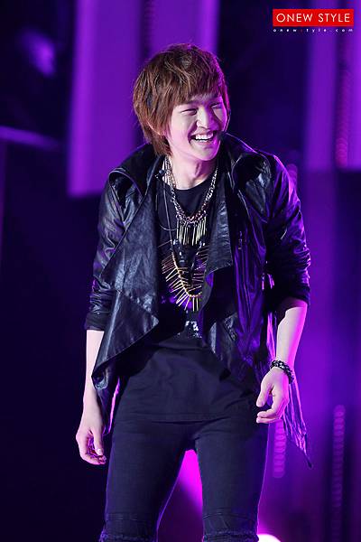 111003ONEW STYLE (1).jpg