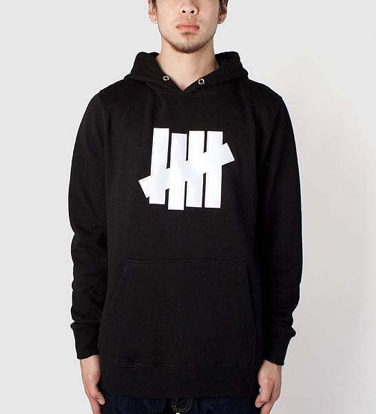 UNDEFEATED_hoodies_blk_2_2