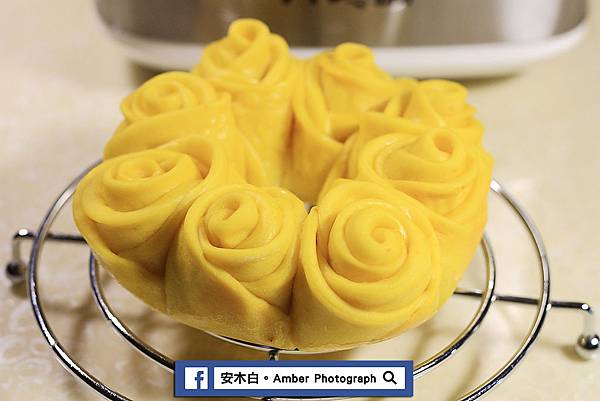 Pumpkin-Flower-shape-steamed-bread-amberwang-20180901D017.jpg