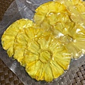 Dried pineapple_amberwang007.jpg