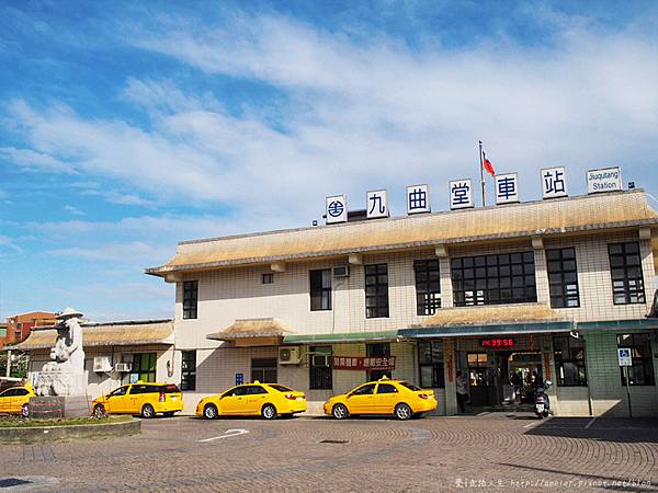 001-02.jpg