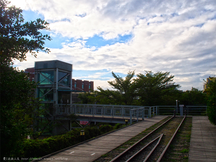 【高雄】大樹舊鐵橋，從九曲堂到舊時光的鐵道之旅~