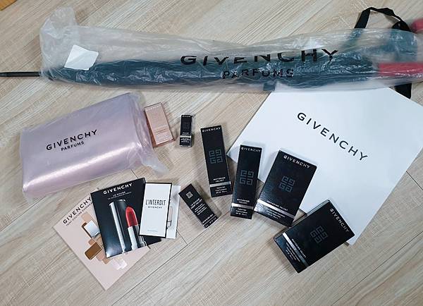 Givenchy 活動_200908