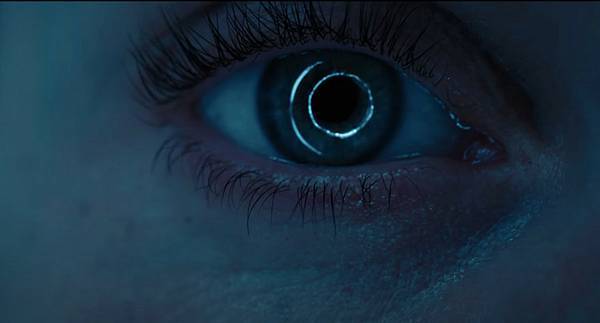 氧氣危機 Oxygen (Netflix電影) 6.jpg