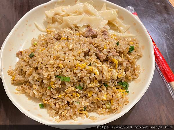 【食】台北大同快炒《阿仁炒飯》個人熱炒午晚餐◆冰箱自取免費辣 【食】台北大同快炒《阿仁炒飯》個人熱炒午晚餐◆冰箱自取免費辣