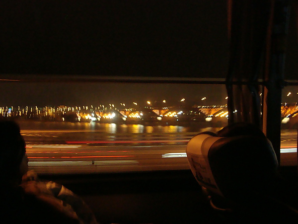 車窗外的漢江夜景