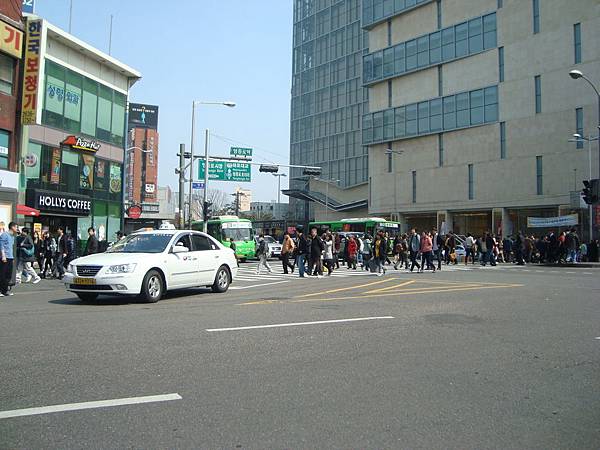 永登浦車站外