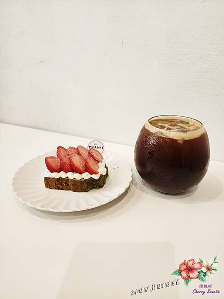 甜客思Thanks@甜點口味不死甜膩口 咖啡風味柔順 貓咪店