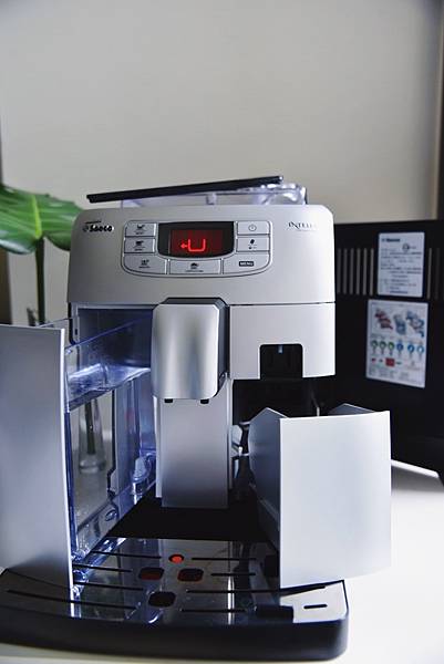 【生活】有咖啡才有生活,Philips Saeco INTE