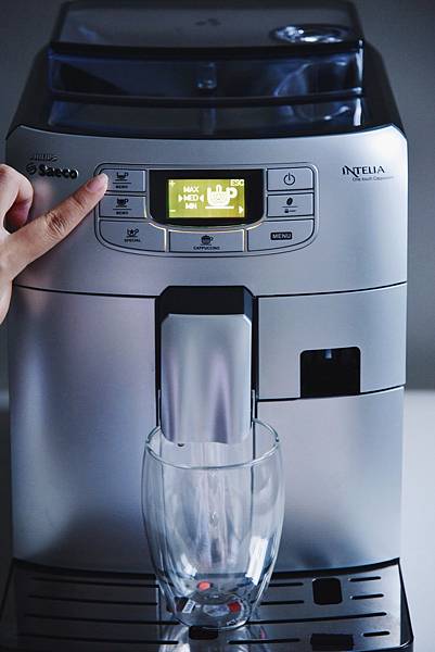 Saeco咖啡機 內部設定咖啡機溫度中85度.jpg Saeco咖啡機 內部設定咖啡機溫度中85度.jpg