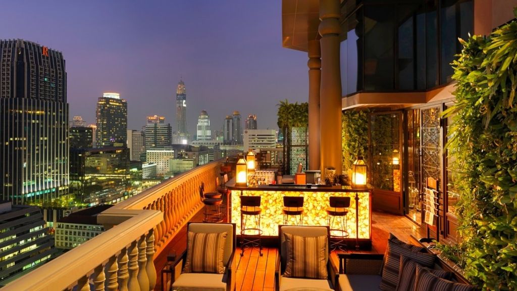 Bangkok-rooftop-bar-3-1093x615.jpg