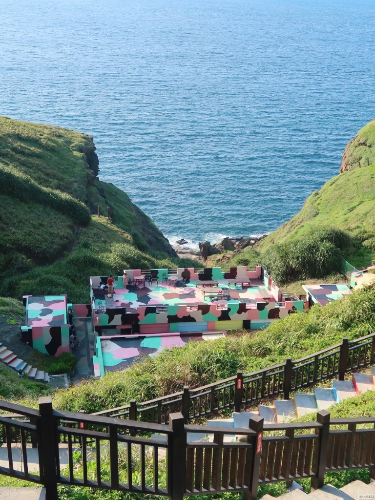 【旅食.新北】登山才能喝到彩虹咖啡