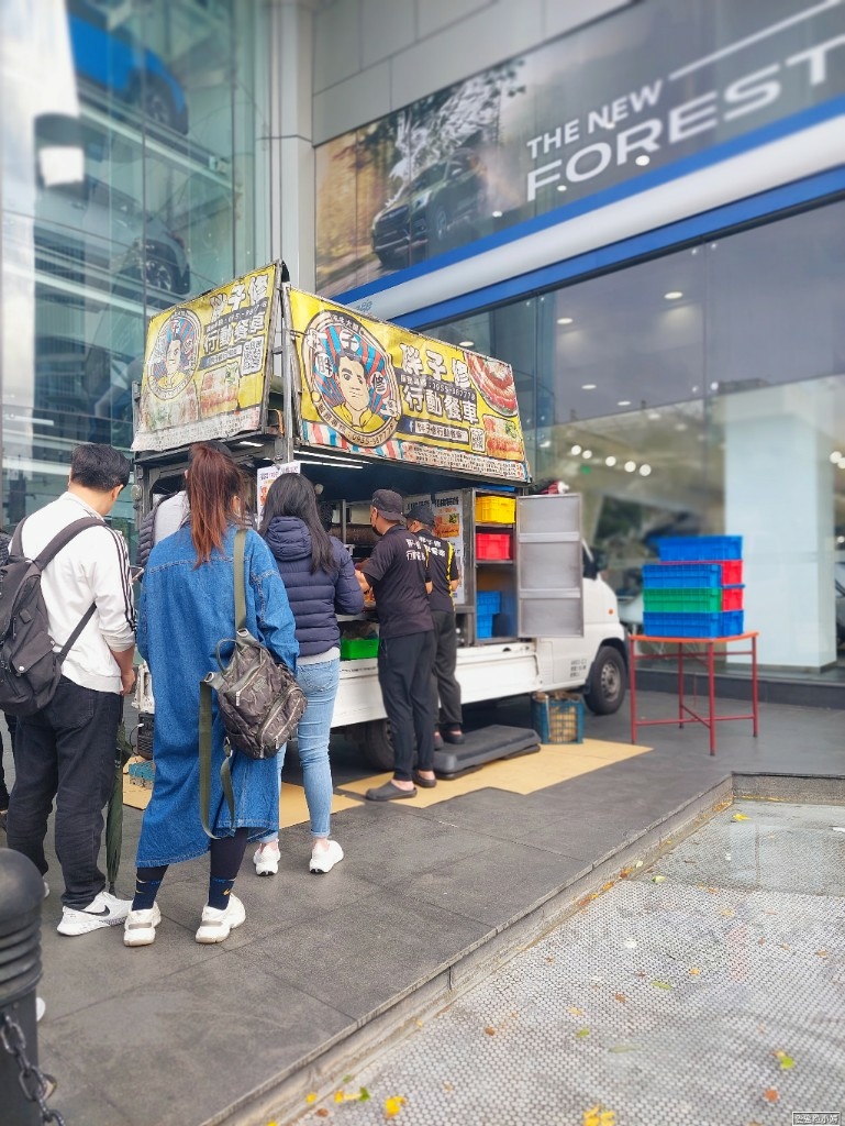 【旅食.全台】前一天公告銷售點，漫遊南投以北行動餐車「胖子修