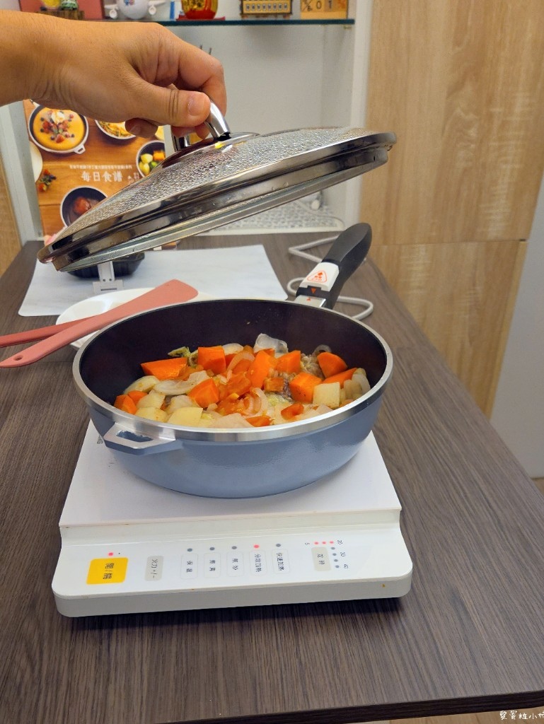 【生活.分享】無油無水料理OK!保留食材原始鮮美,生米煮熟飯 【生活.分享】無油無水料理OK!保留食材原始鮮美,生米煮熟飯