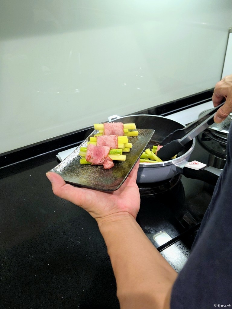 【生活.分享】無油無水料理OK!保留食材原始鮮美,生米煮熟飯 【生活.分享】無油無水料理OK!保留食材原始鮮美,生米煮熟飯