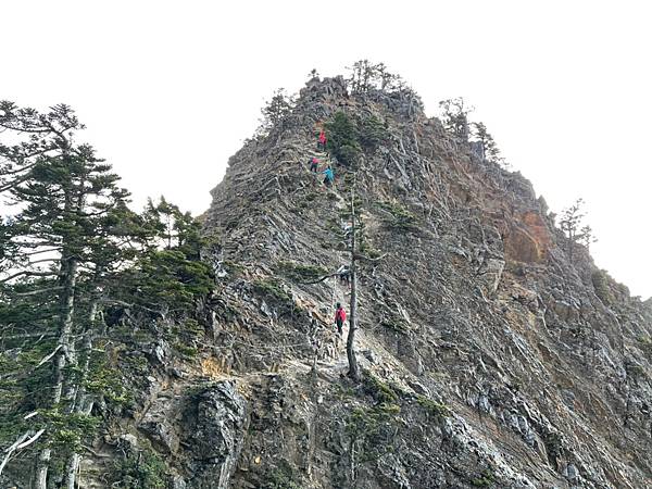 20201127 武陵四秀Day 2 品田，桃山_201202_310.jpg