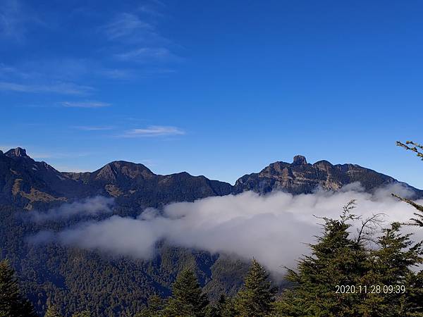 20201128 武陵四秀Day 3 詩崙山，喀拉業山_201204_48.jpg