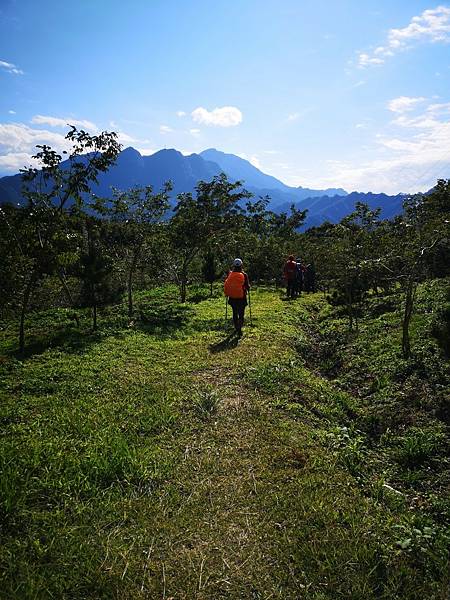 LINE_ALBUM_202211 新竹橫山五連峰田薯縱走_220103_126.jpg