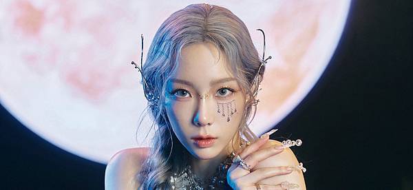 TAEYEON - INVU