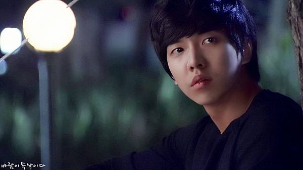 web_2042476062_23045342