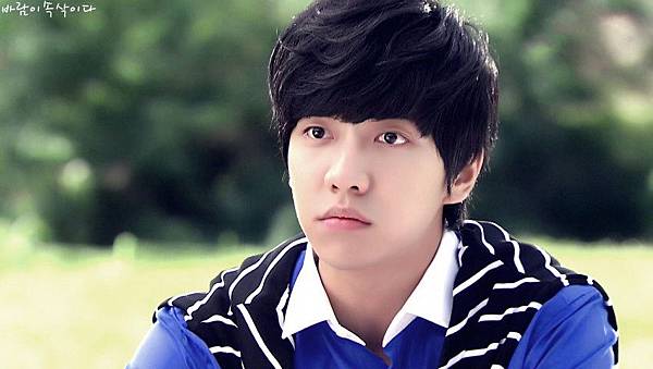 web_2042476062_25539544