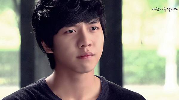 web_2042476062_b7b13f35