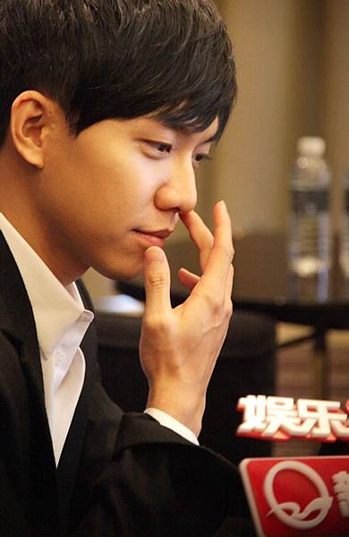 fe8b0b7b02087bf42cfc7a95f0d3572c11dfcf5c