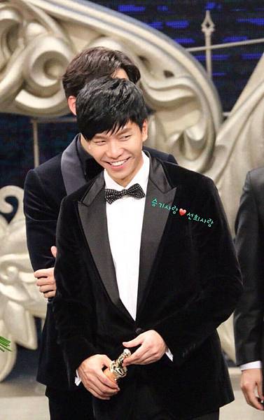 aa3c92c1e284eceb875efeaf90c48911