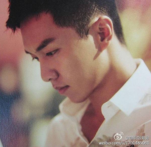 656a99f1jw1ejy6i1jmbmj20hs0hcn00