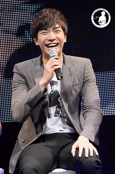 4b90f603738da977ac4ac1abb051f8198718e3cd