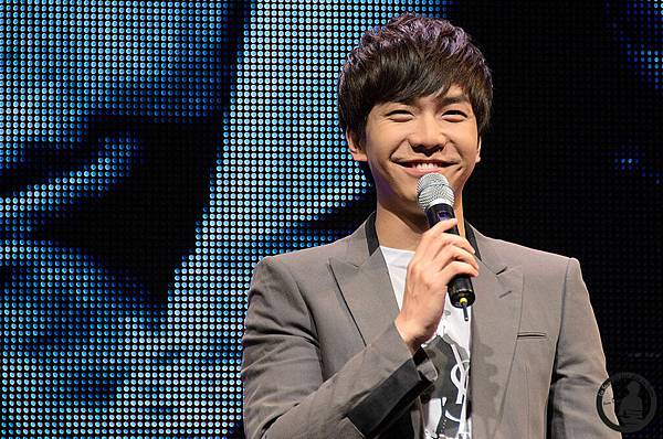 359b033b5bb5c9eaf0fe4463d539b6003af3b325