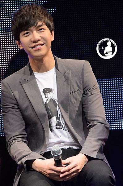 8718367adab44aedb32bf964b31c8701a08bfbcd