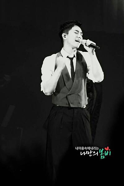 89237c33jw1eietnk2oo3j20k00u2aap